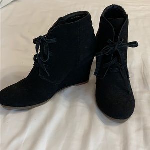 Dolce vita wedge heel boot